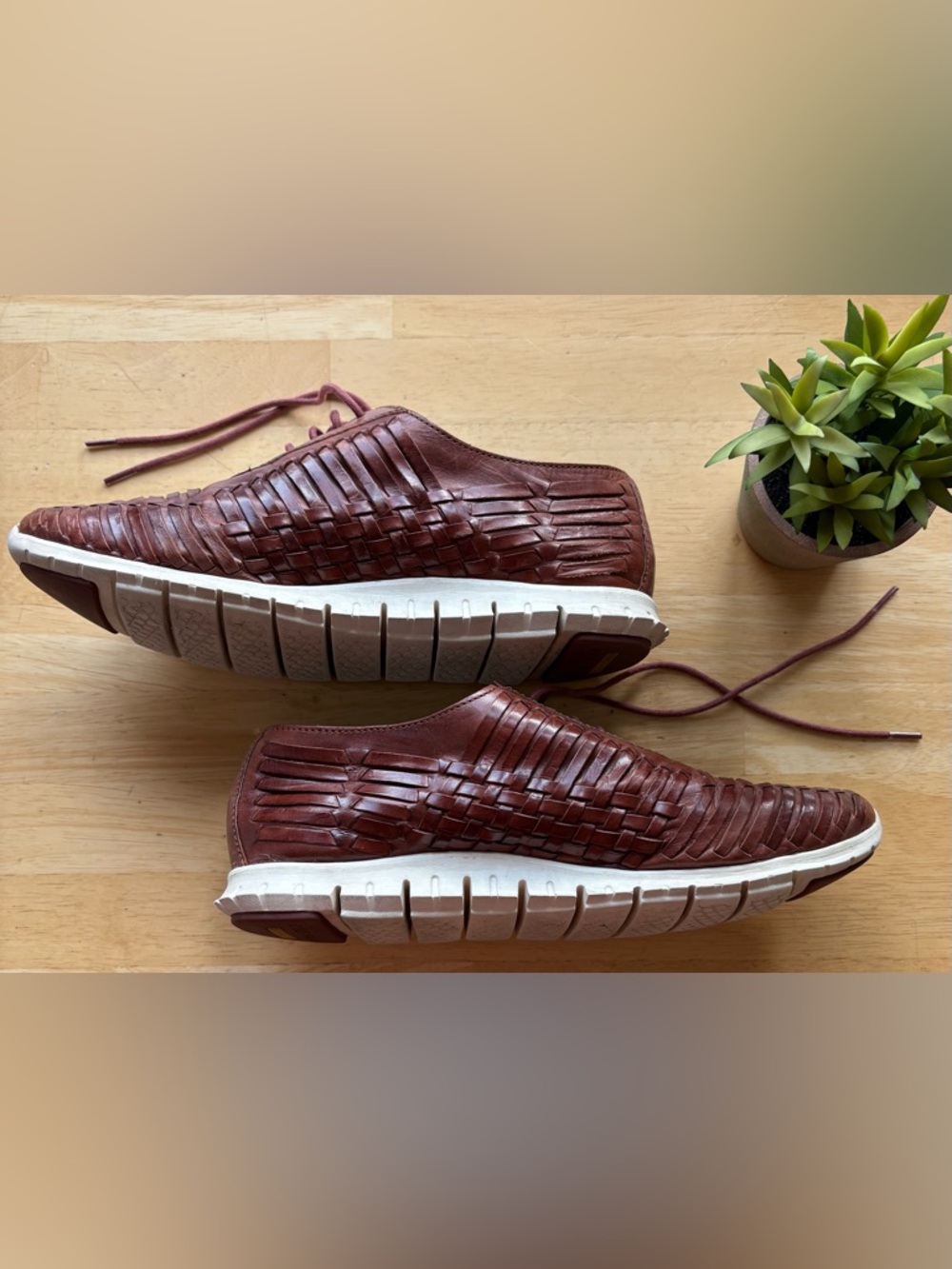 Cole Haan Woven Leather Huarache Style Lace-Up Oxfords from line  Zero Grand 8.5